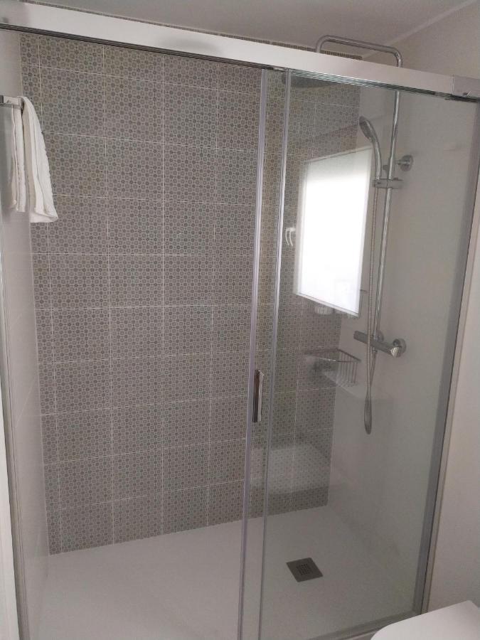 Apartamento Atico 22 - Centrico, Aire Acondicionado Y Parking Vilagarcía de Arousa Exterior foto