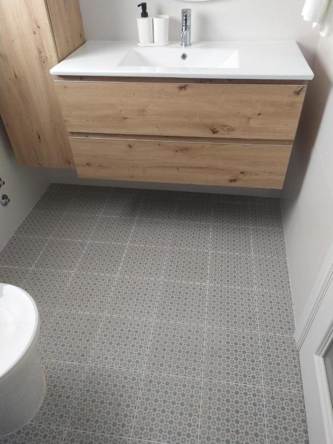 Apartamento Atico 22 - Centrico, Aire Acondicionado Y Parking Vilagarcía de Arousa Exterior foto