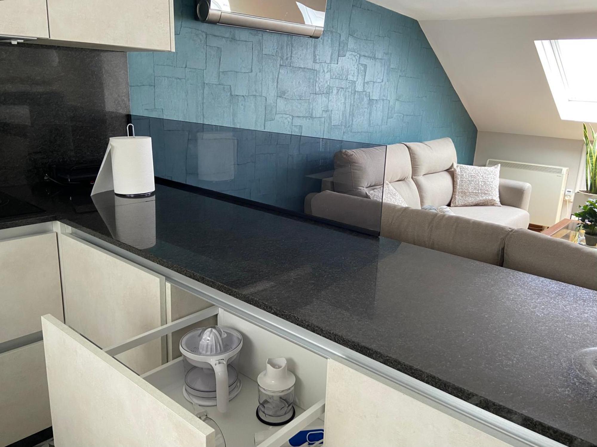 Apartamento Atico 22 - Centrico, Aire Acondicionado Y Parking Vilagarcía de Arousa Exterior foto